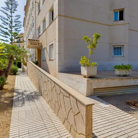 Oasis Apartment *